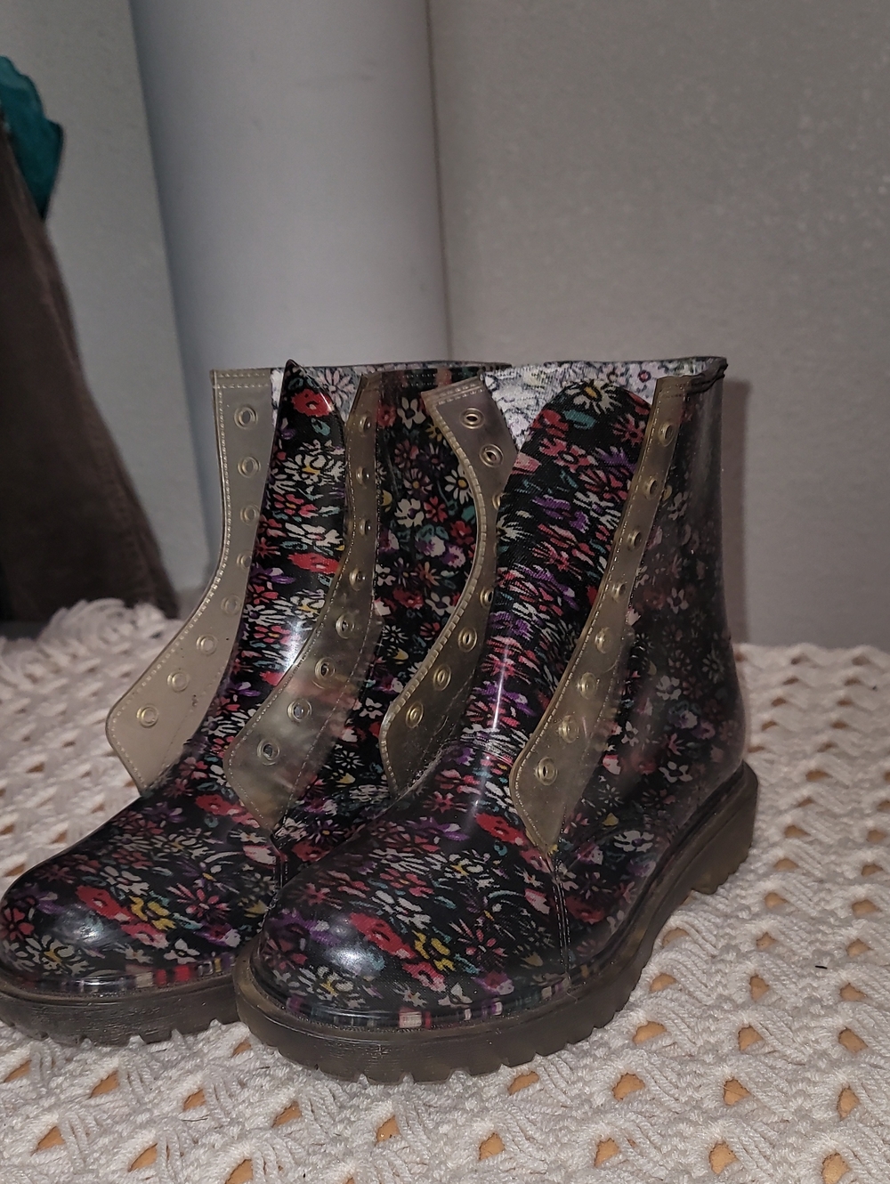 Dirty Laundry Kids Floral Rain & Snow Boots - Black with Multicolor Flowers